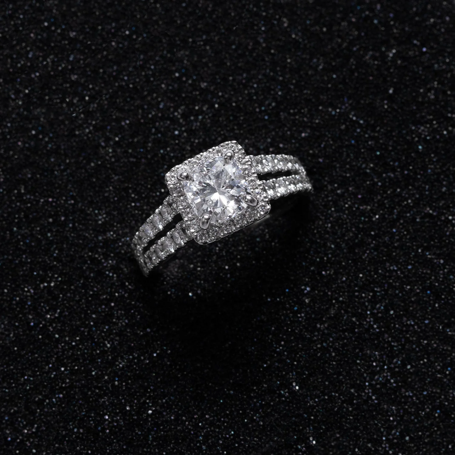 1.18 ct Diamond Whitegold Ring + VVS1