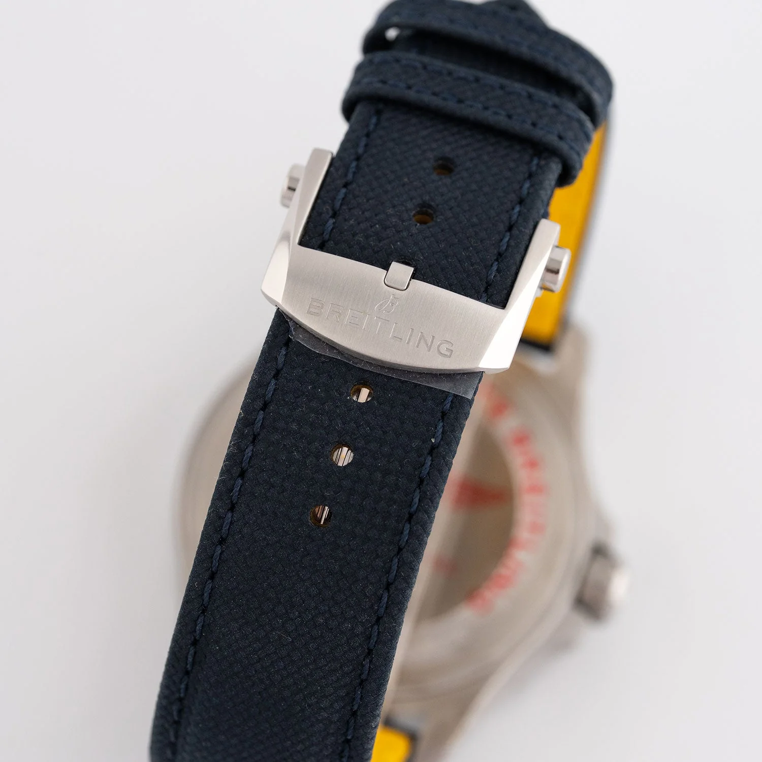 Avenger Automatic 42mm Unworn 2026 - A17328101C1X1 - Image 5