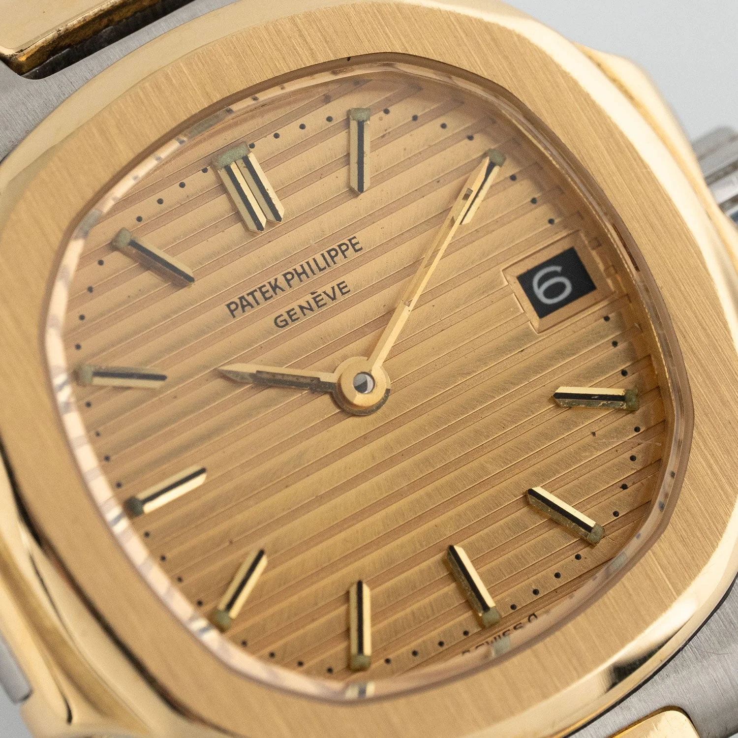 Nautilus Lady Bicolor Golden Dial LC100 1986 - 4700/001 - Image 3