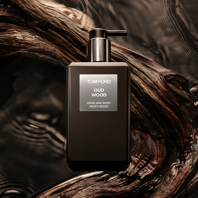 Oud Wood - Moisturizer 240 ml - Image 2