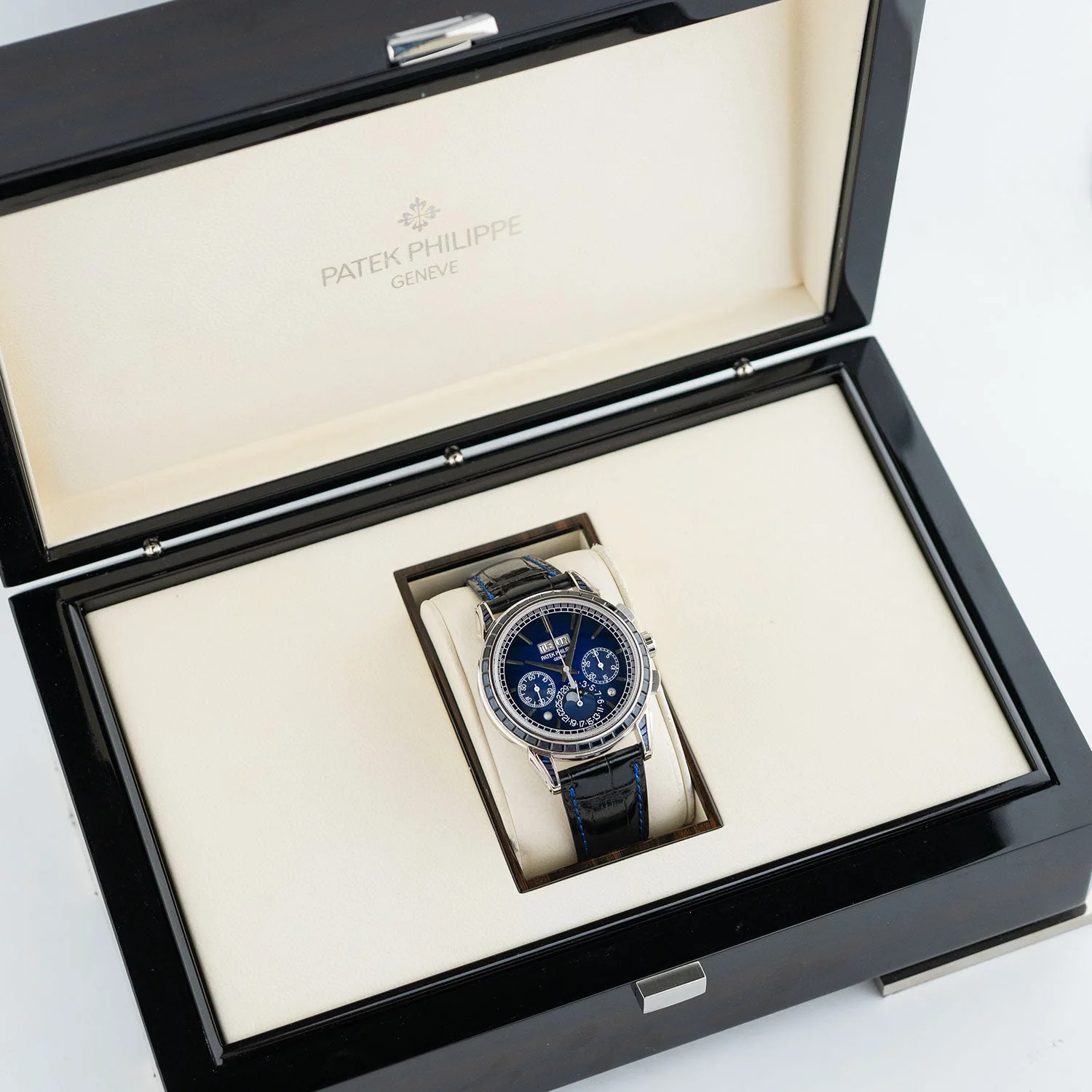 Perpetual Calendar Platnium Blue Dial 2026 - 5271/11P-010 - Image 8