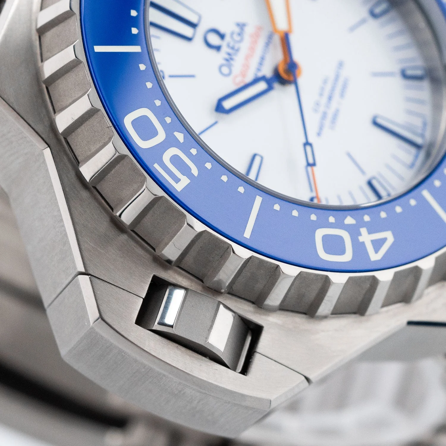 Seamaster PloProf 55x45mm Titanium 2022 - 227.90.55.21.04.001 - Image 5