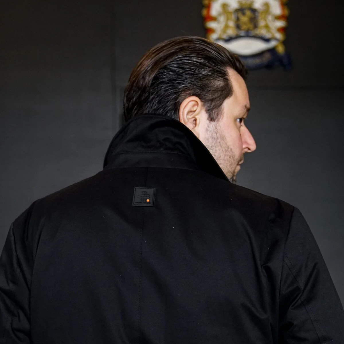 The BOND TRENCH COAT - Image 8